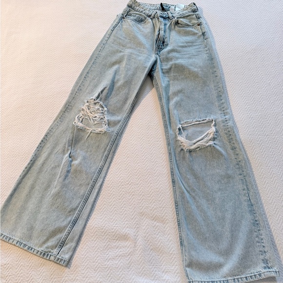 Divided Denim - H&M Y2K Divided High Waist Light Blue Ripped Wide-Leg Jeans Size 4 Like New